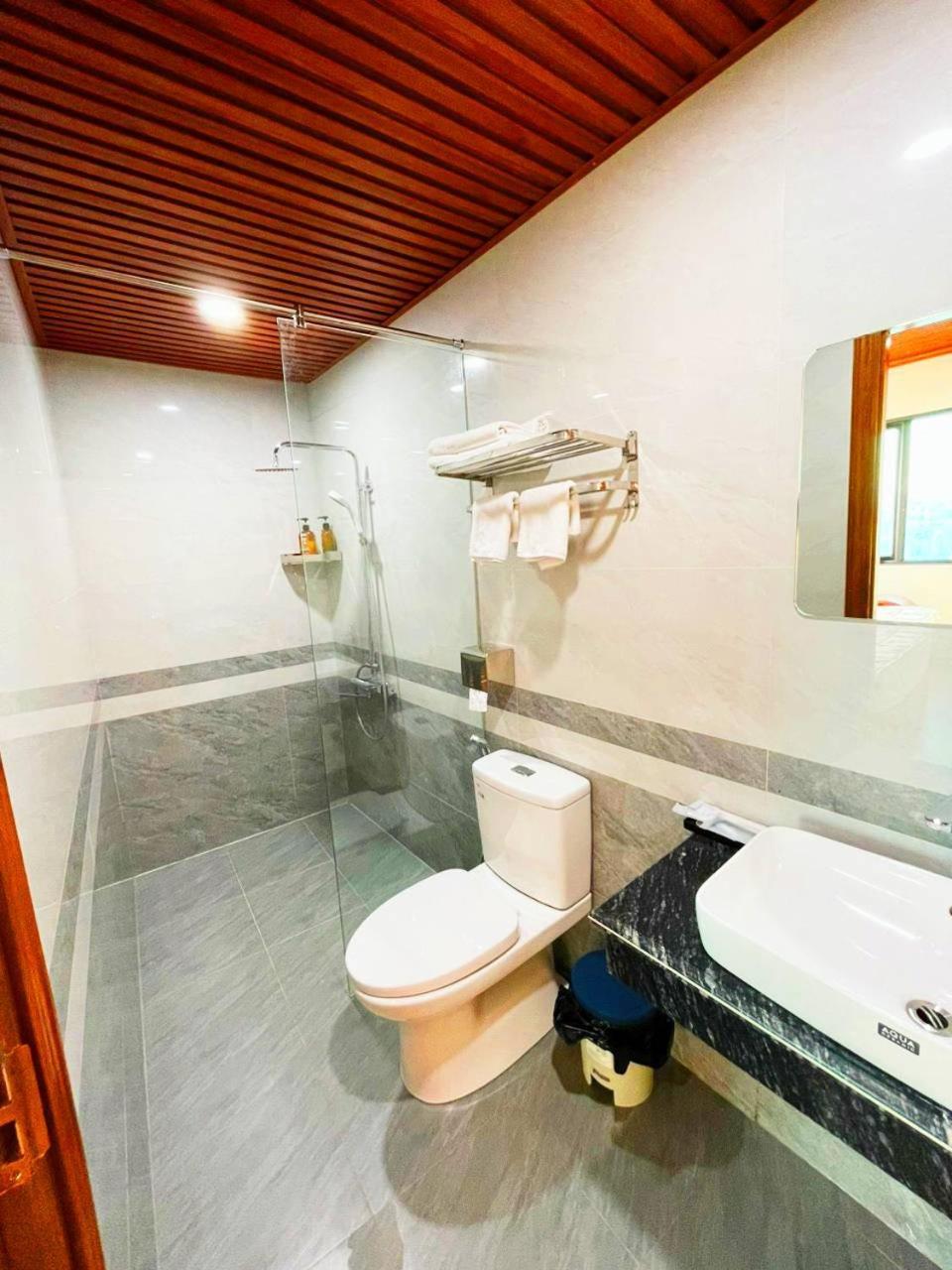 האי פונג Tuan Nam Hotel מראה חיצוני תמונה